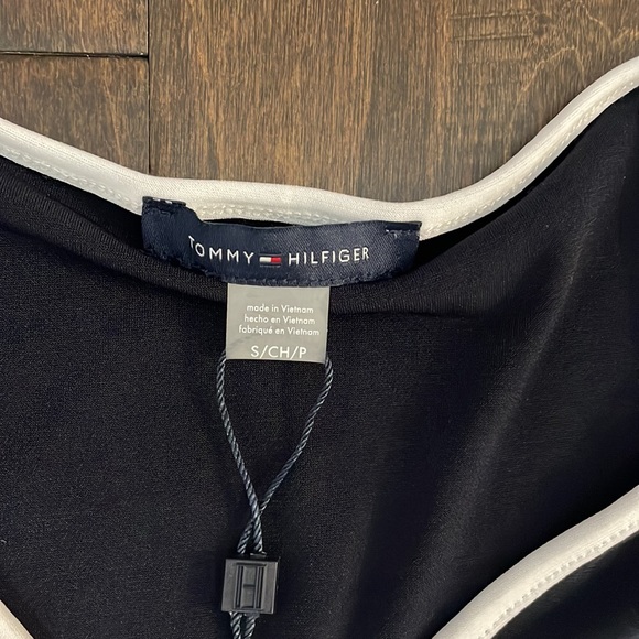 Tommy Hilfiger tank top - Picture 2 of 4